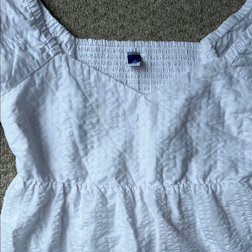 Elegant White Puff Sleeve Dress - Picture 2 of 8